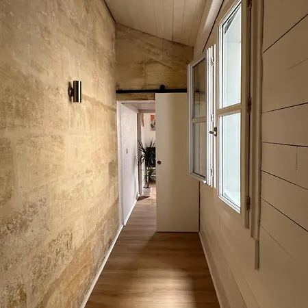 Charming & Central Studio Apartment *
